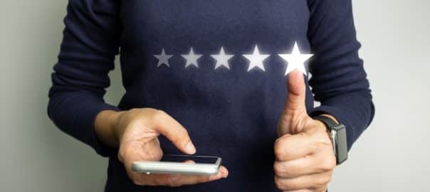 Customer satisfaction rating, Thumbs up excellent service, Review the highest rated 5 stars, Impressed very good service, the best attention, feedback from guest.